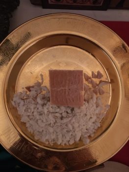 Агнец на дискосе